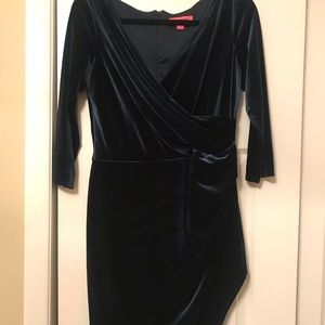 Betsy Johnson Emerald Velvet Party Dress